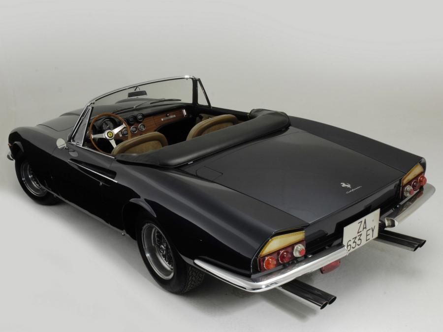  Ferrari 365 California 1966 года  (фото 11 из 30)
